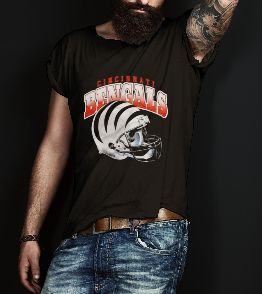 Cincinnati Bengals Gradient Helmet T-Shirt
