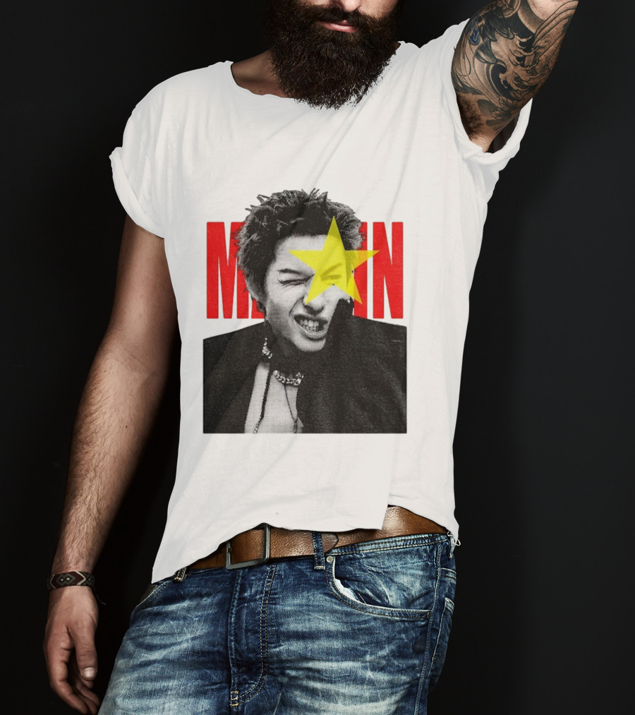 Martin Cortis Vintage Kpop Star 90s Style Iconic Yellow Star T-Shirt