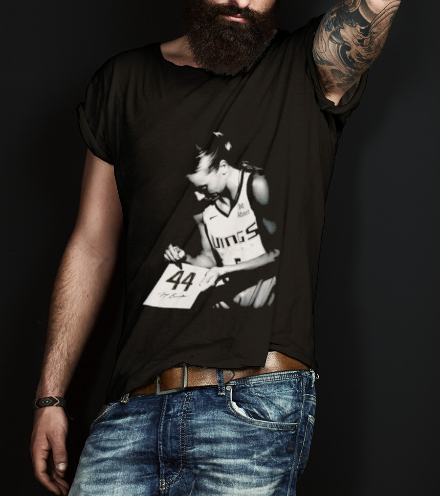 Paige Bueckers 44 Dallas Wings Basketball Women's Team Jersey T-Shirt