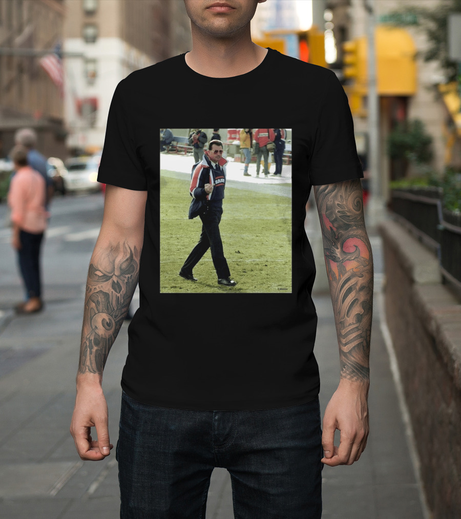 Chicago Bears Mike Ditka Da Coach Middle Finger Meme T-Shirt