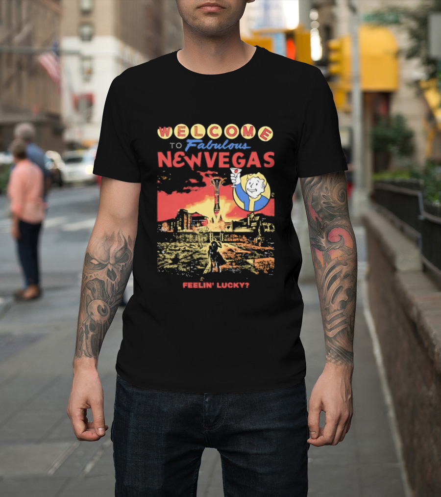 Welcome To Fabulous New Vegas Feeling Lucky Vintage Style Retro Gaming T-Shirt