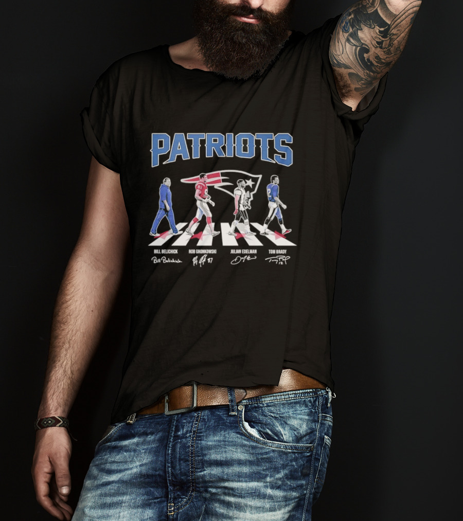 New England Patriots Abbey Road Bill Belichick Rob Gronkowski Julian Edelman Tom Brady Parade T-Shirt