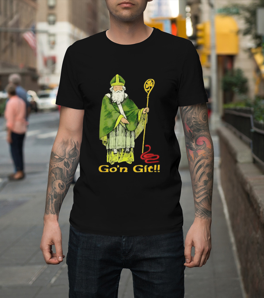 Go'n Git St Patrick Vintage Illustration With Staff And Smoke T-Shirt