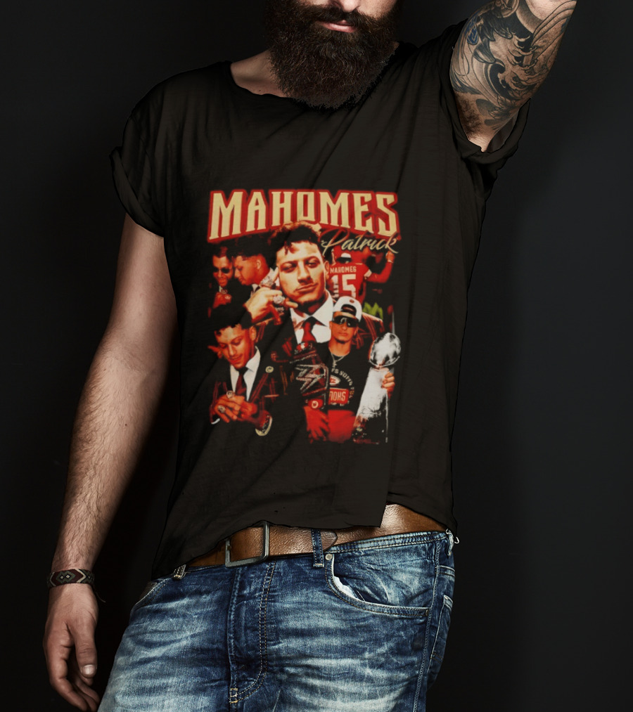 Mahomes 90s Retro Style Football Champion T-Shirt