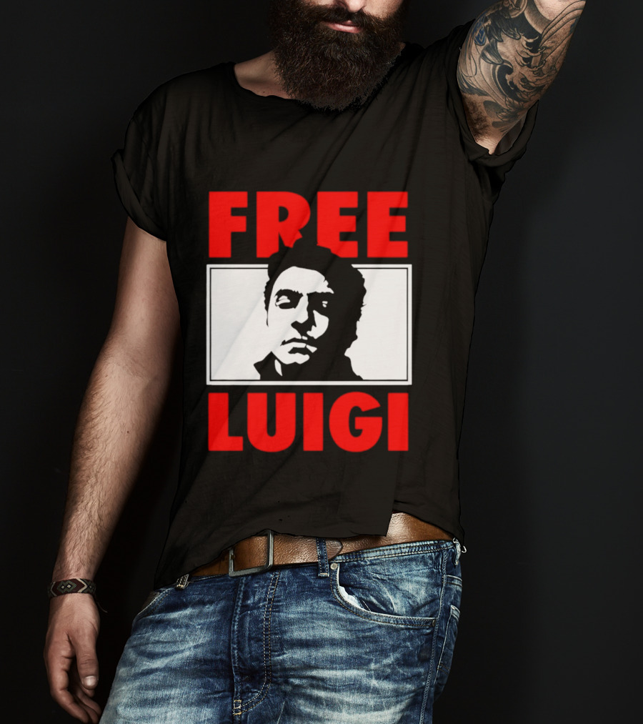 Free Luigi Mangione Shot Face Red T-Shirt