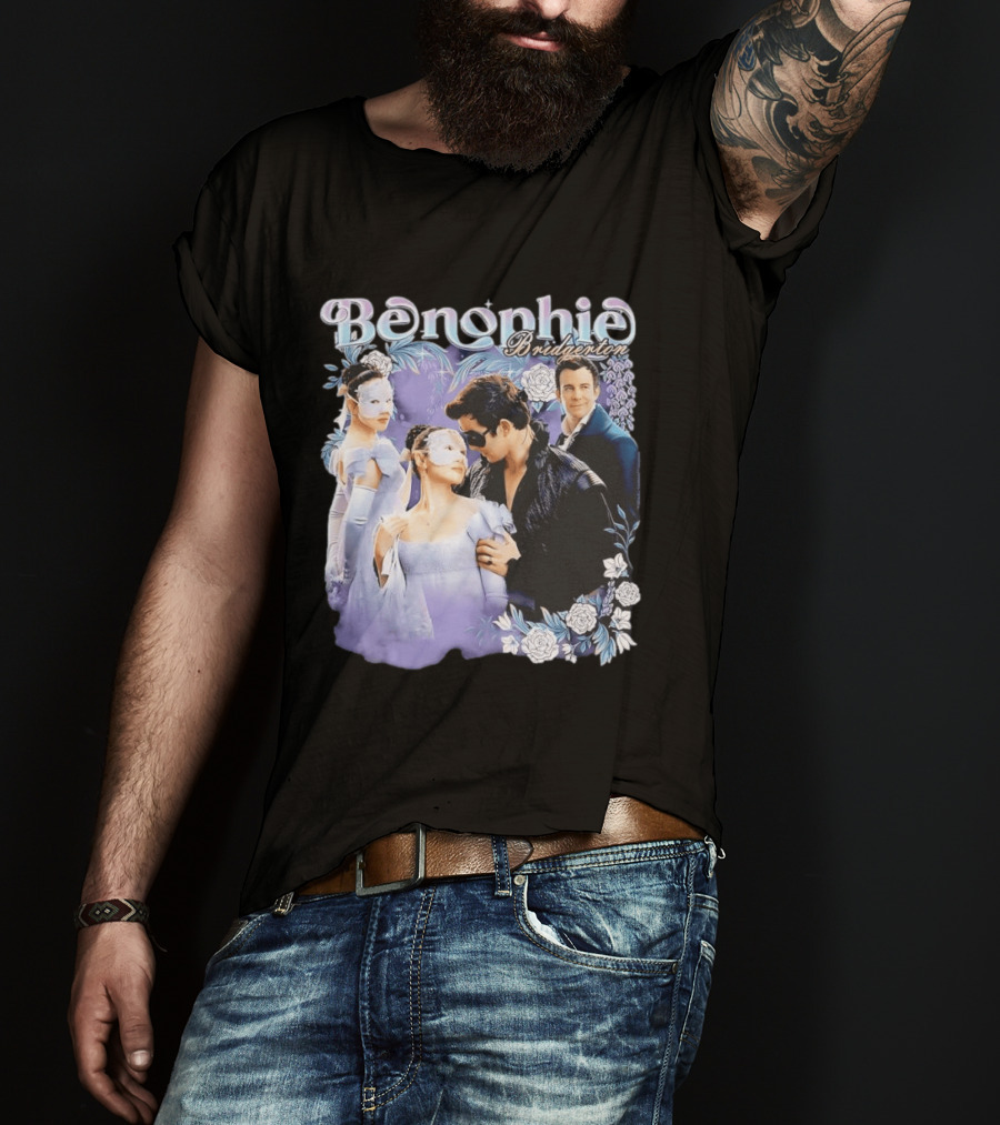 Benophie Bridgerton Romance Masquerade Fantasy Roses T-Shirt