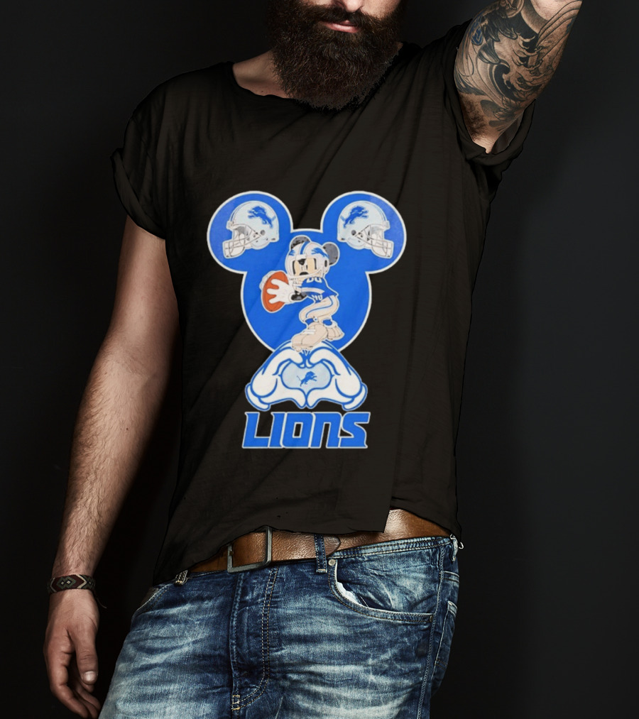 Detroit Lions Mickey Mouse Football Heart Helmets T-Shirt