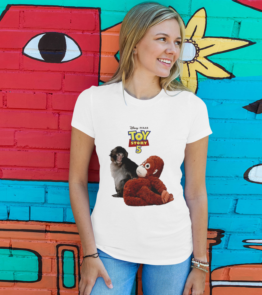 Disney Pixar Toy Story 5 Macaco Punch Stuffed Monkey T-Shirt