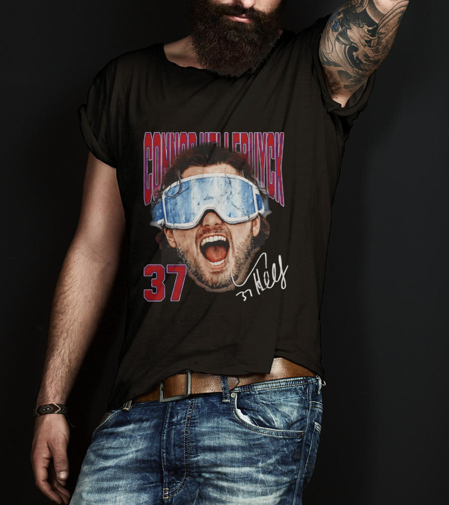 Connor Hellebuyck Winnipeg Jets Goggles 37 Big Head Image T-Shirt