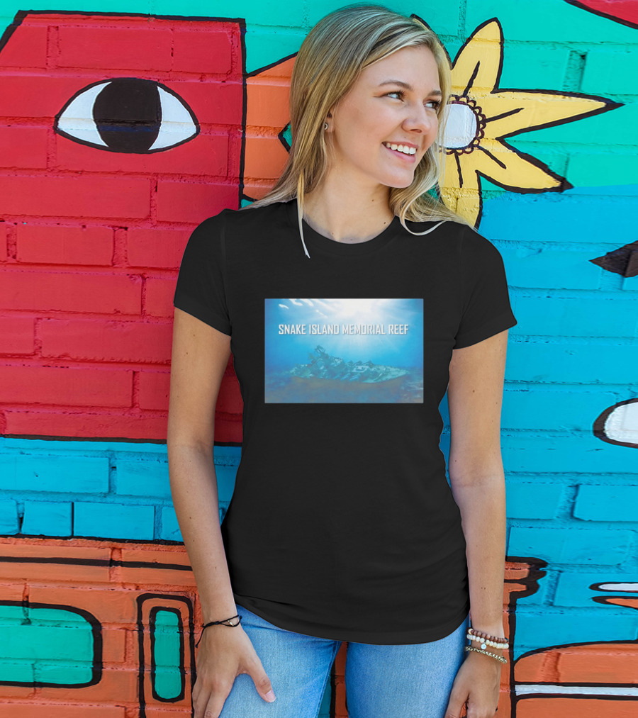 Snake Island Memorial Reef Submerged Ship Ocean Scene T-Shirt