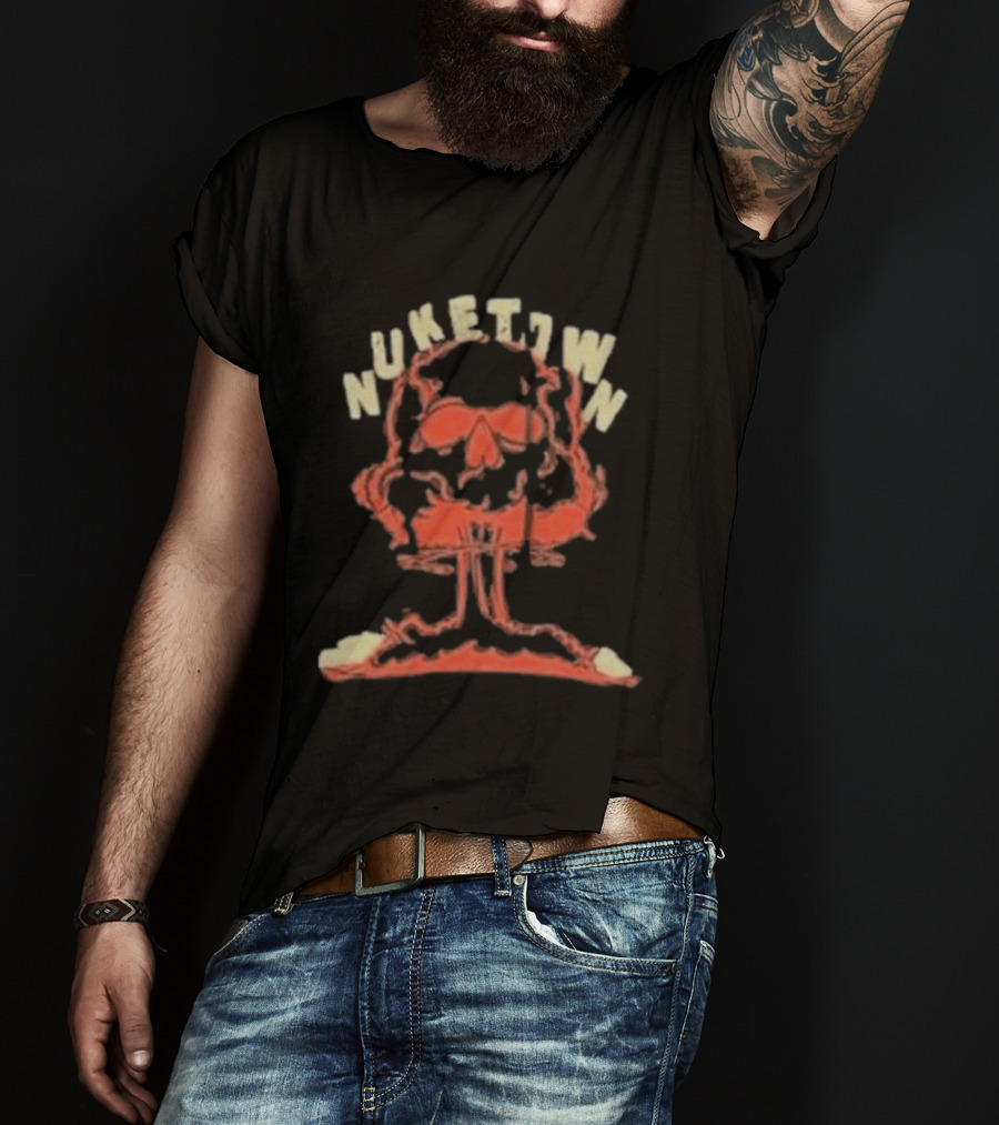 Call Of Duty Nuketown Skull Explosion Cloud T-Shirt