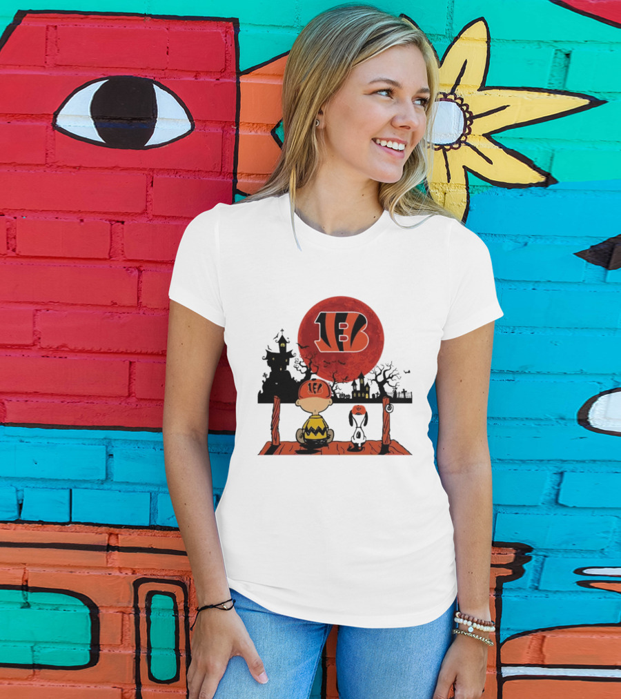 Charlie Brown Snoopy Cincinnati Bengals Halloween 2024 T-Shirt