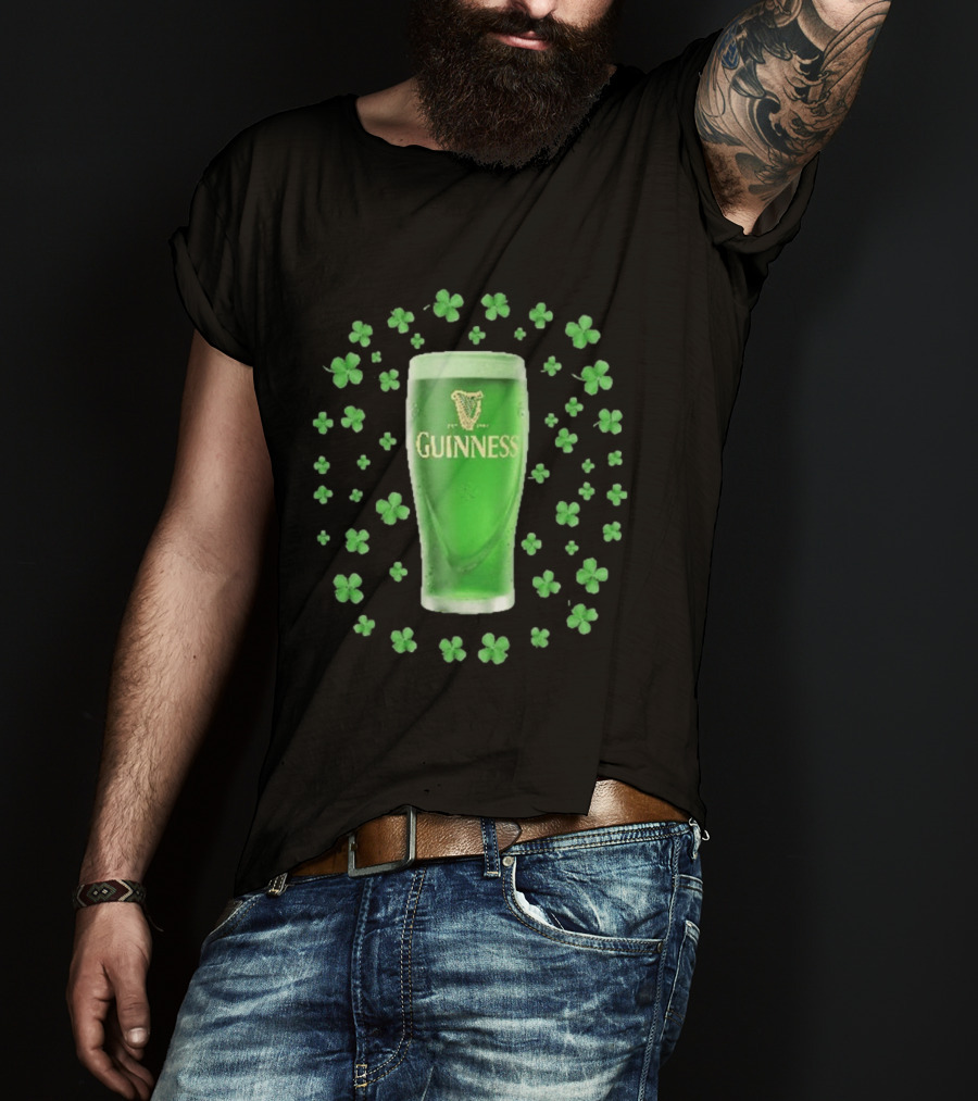 Guinness Pint With Shamrocks St Patrick's Day Celebration T-Shirt