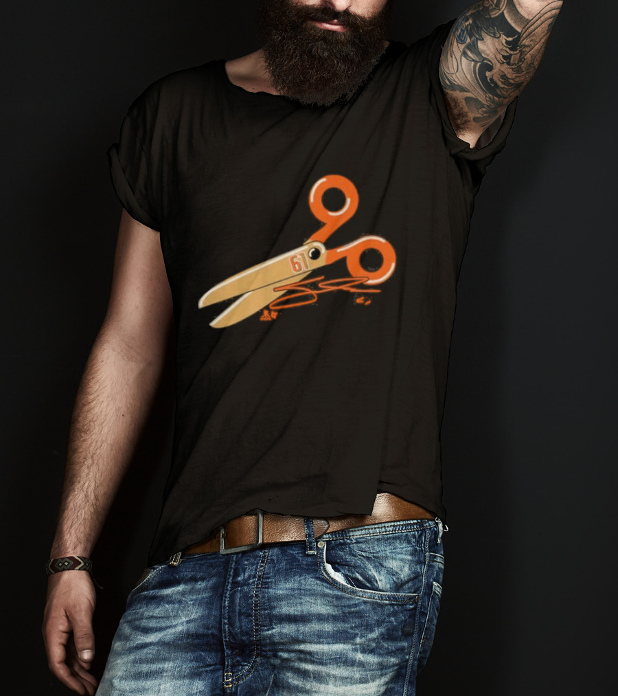 Cutter Gauthier Scissors 61 Orange T-Shirt