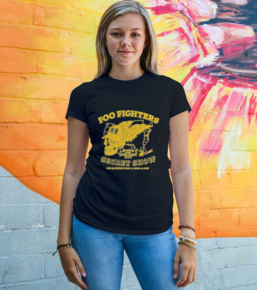 New York City Foo Fighters Secret Show Live At Irving Plaza April 30 2026 T-Shirt