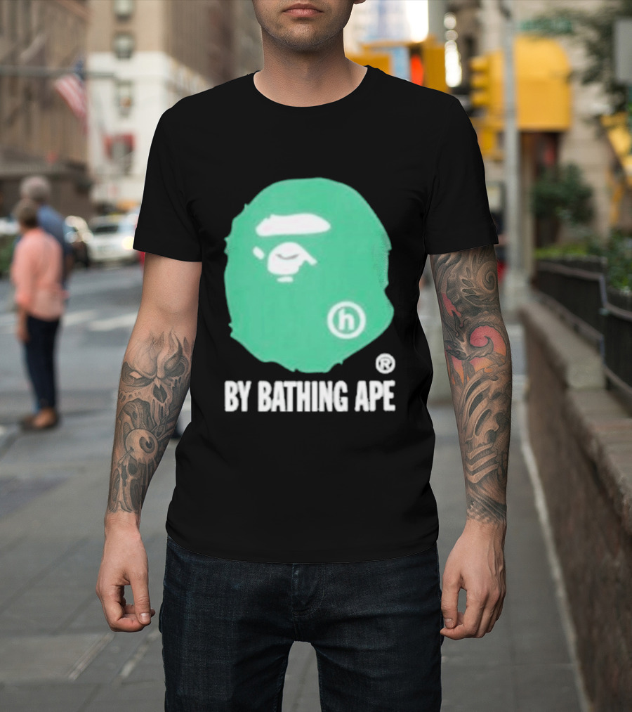 Bape A Bathing Ape Green Big Ape Head Hologram By Bathing Ape And Bapesta Trucker Hat Set 2026 T-Shirt