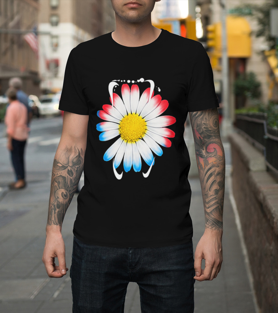 G Dragon Daisy Red Blue Petals T-Shirt