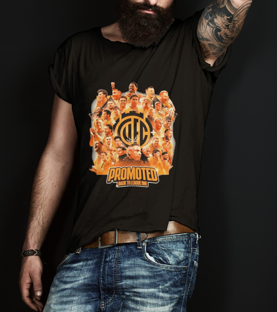 Cambridge United FC Promoted Back To League One 2026 Team Celebration Montage T-Shirt
