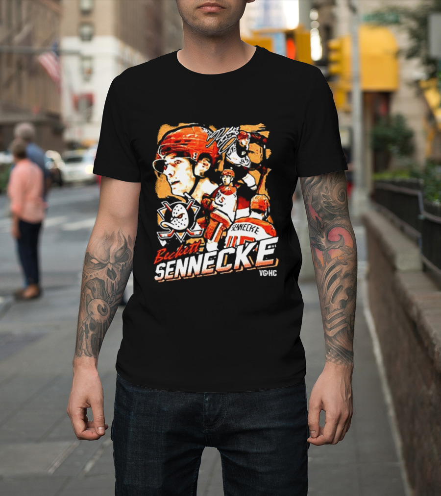 Beckett Sennecke Oregon Ducks Hockey Collage T-Shirt