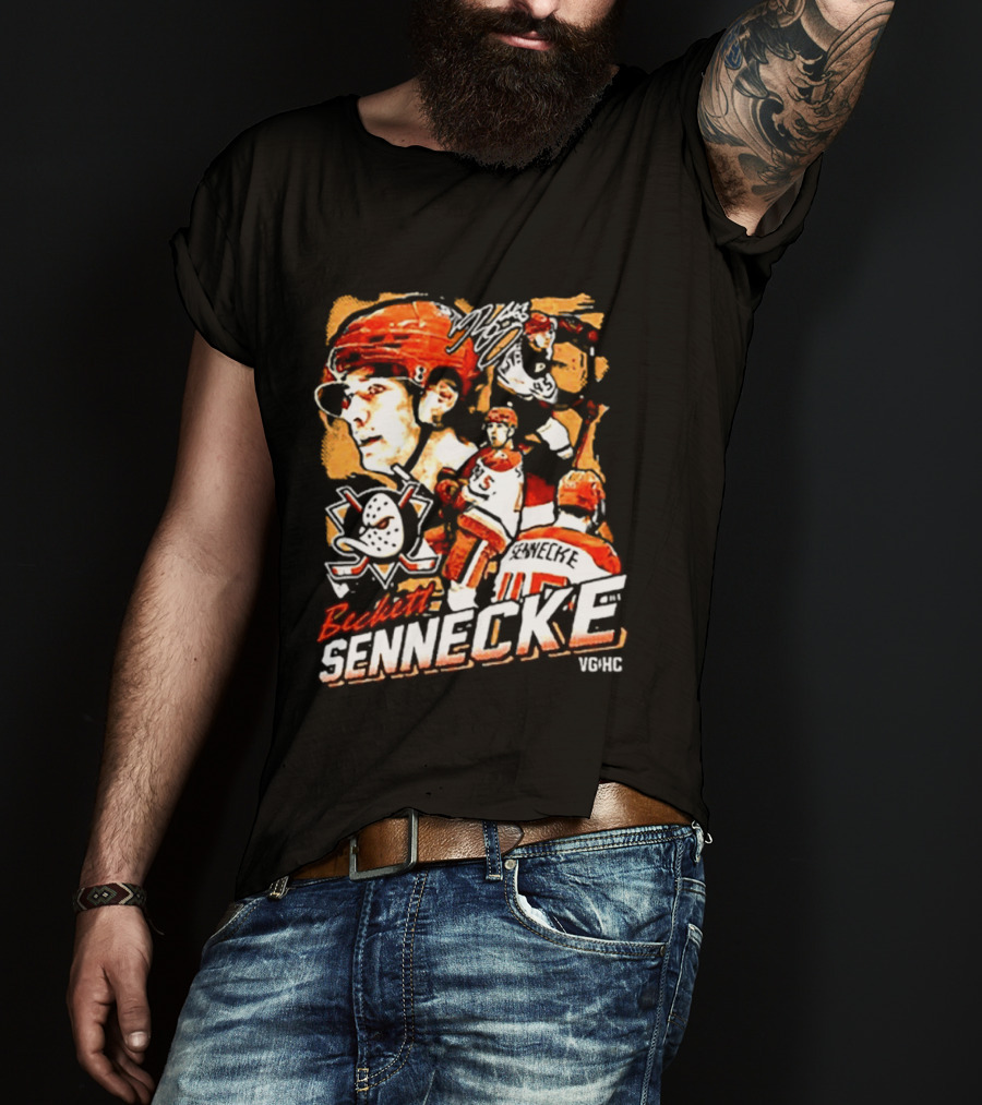 Beckett Sennecke Oregon Ducks Hockey Collage T-Shirt