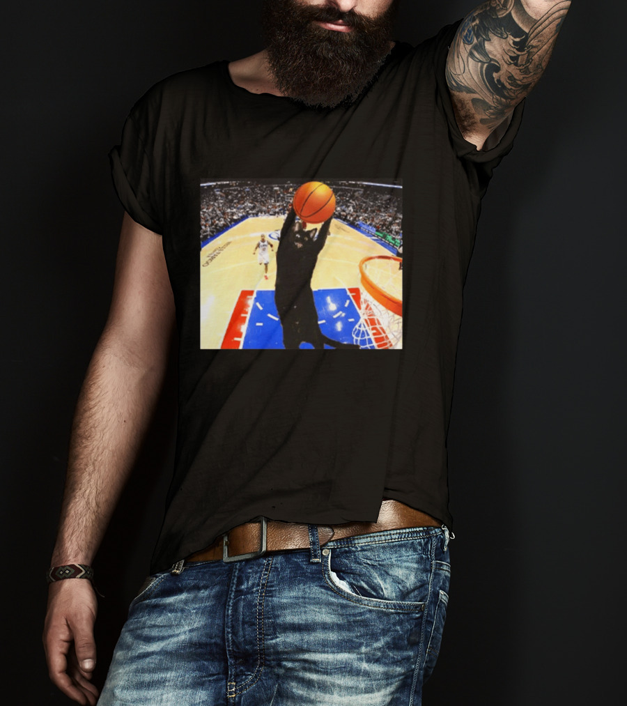 Jarrett Allen Cat Dunking Basketball On Court T-Shirt