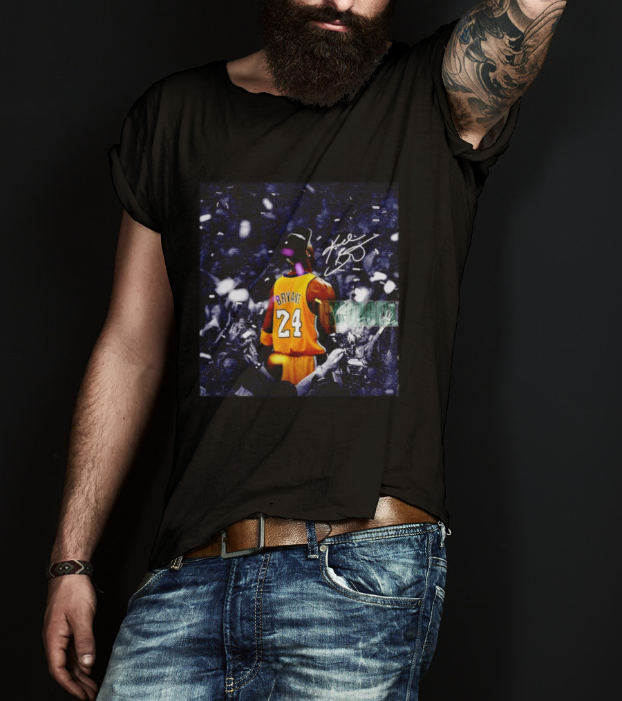 Kobe Bryant Los Angeles Lakers Number 24 Autograph Basketball Fans T-Shirt