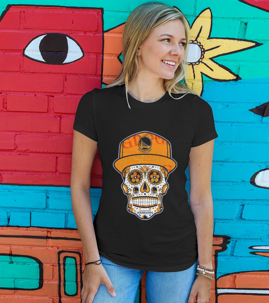 Golden State Warriors Sugar Skull Día De Muertos Cap And Floral T-Shirt