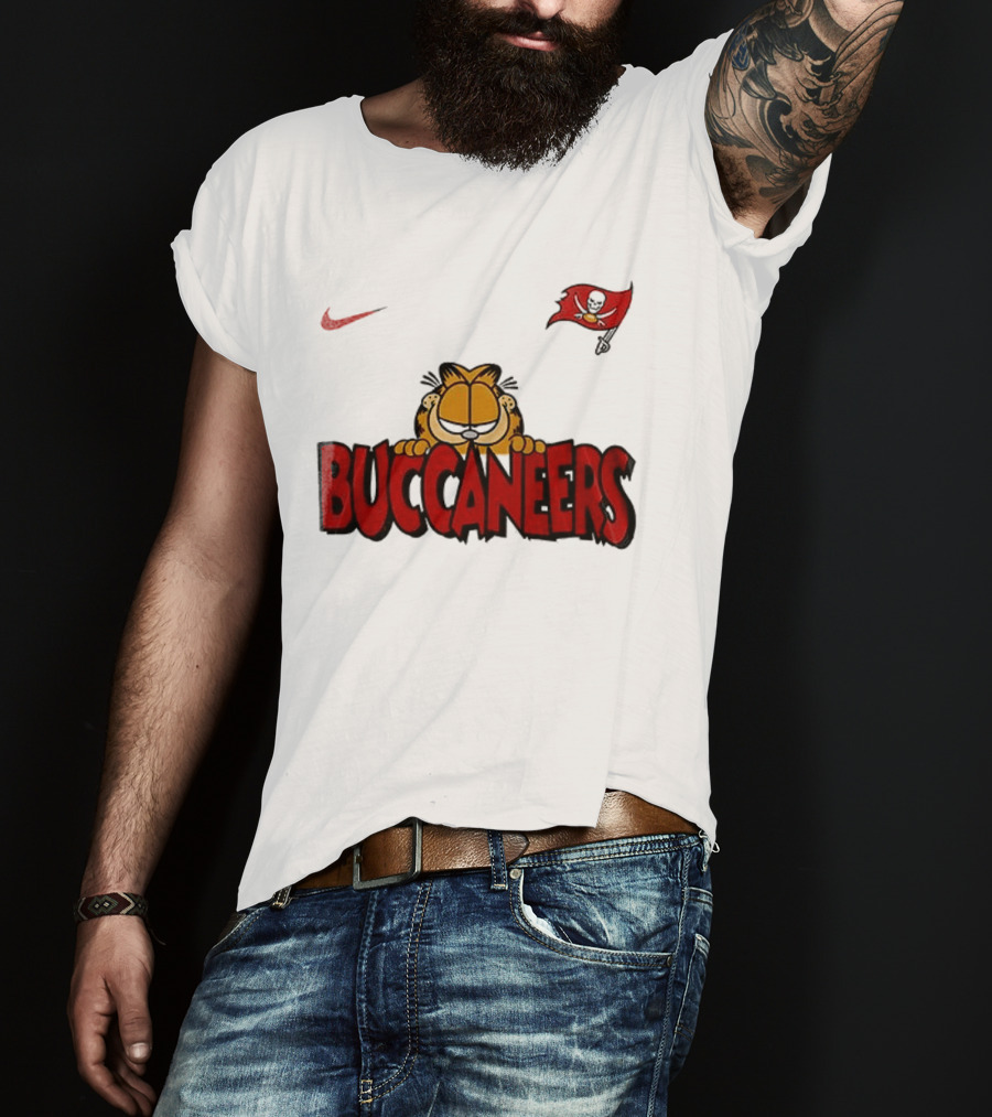 Nike Tampa Bay Buccaneers Garfield Football Fan Art NFL T-Shirt