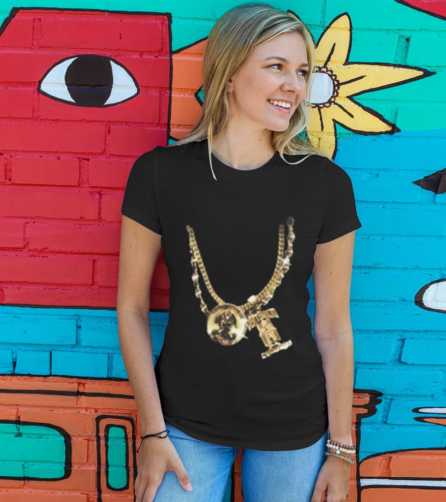 2Pac Gold Necklace Iconic Hip Hop Jewelry T-Shirt