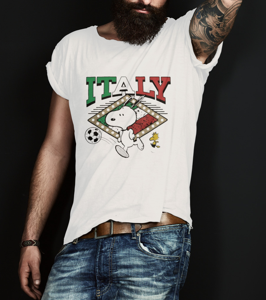 Italy Snoopy Woodstock Peanuts Soccer Team T-Shirt