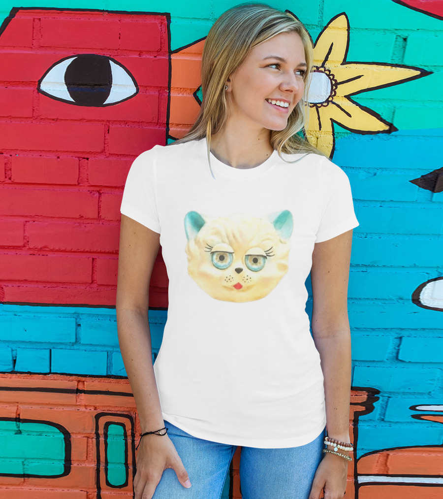 Carl Radke Valentino Le Chat De La Maison Vintage Cat Figurine T-Shirt