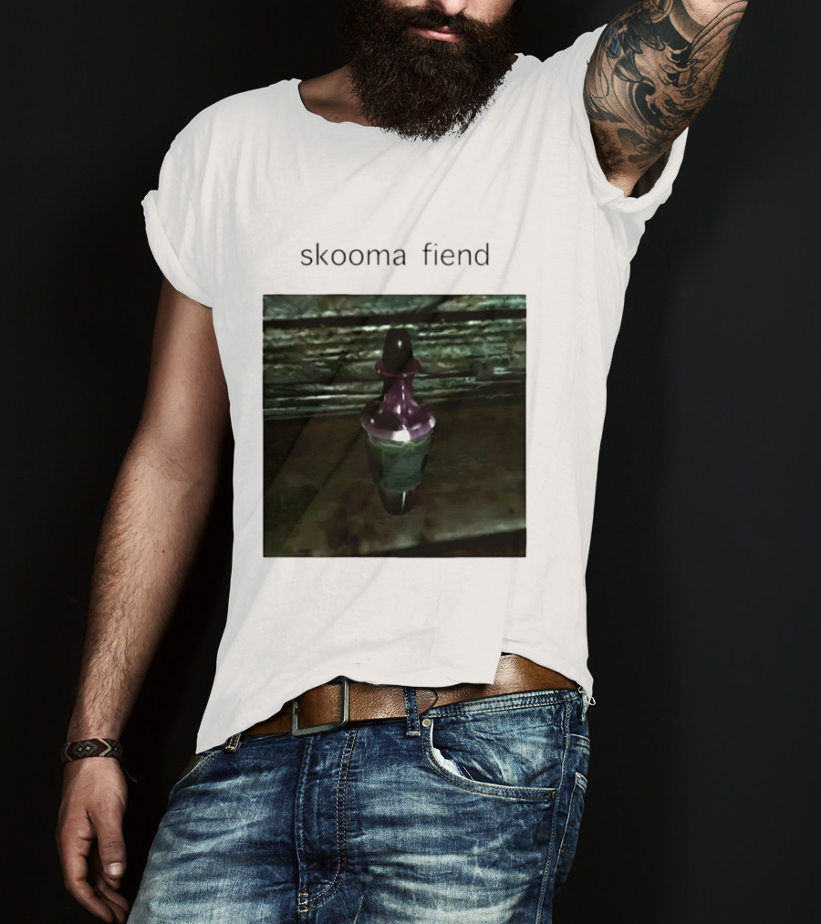 Skooma Fiend Skyrim Potion Character Reference T-Shirt