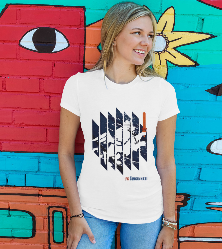 FC Cincinnati Sheared Lion Football Fans Iconic Bold Striped Image T-Shirt