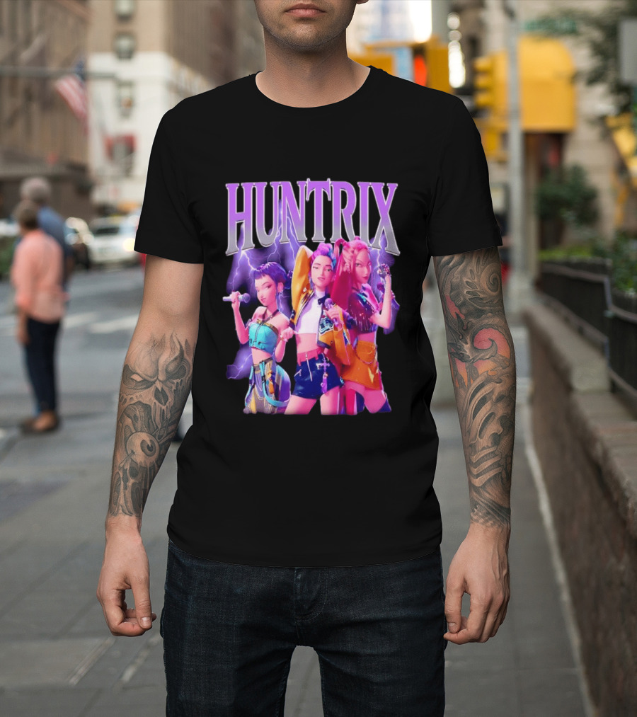 Huntrix Kpop Band Cartoon Characters With Microphones T-Shirt