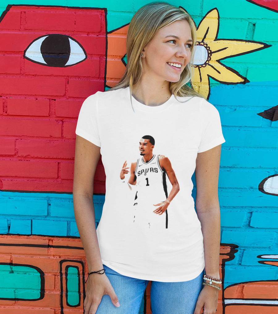 Victor Wembanyama Spurs Number 1 Rock Hand Gesture T-Shirt