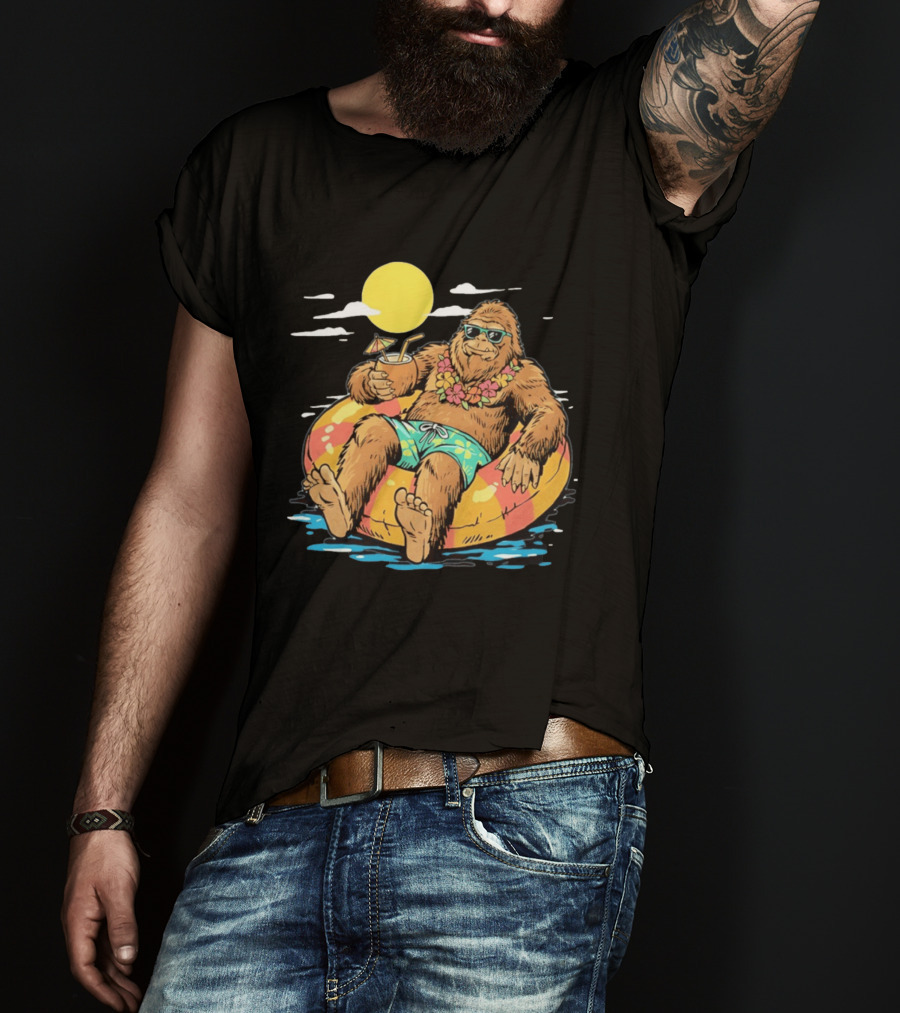 Bigfoot Lounging With A Cocktail In Tropical Beach Getaway Scene T-Shirt