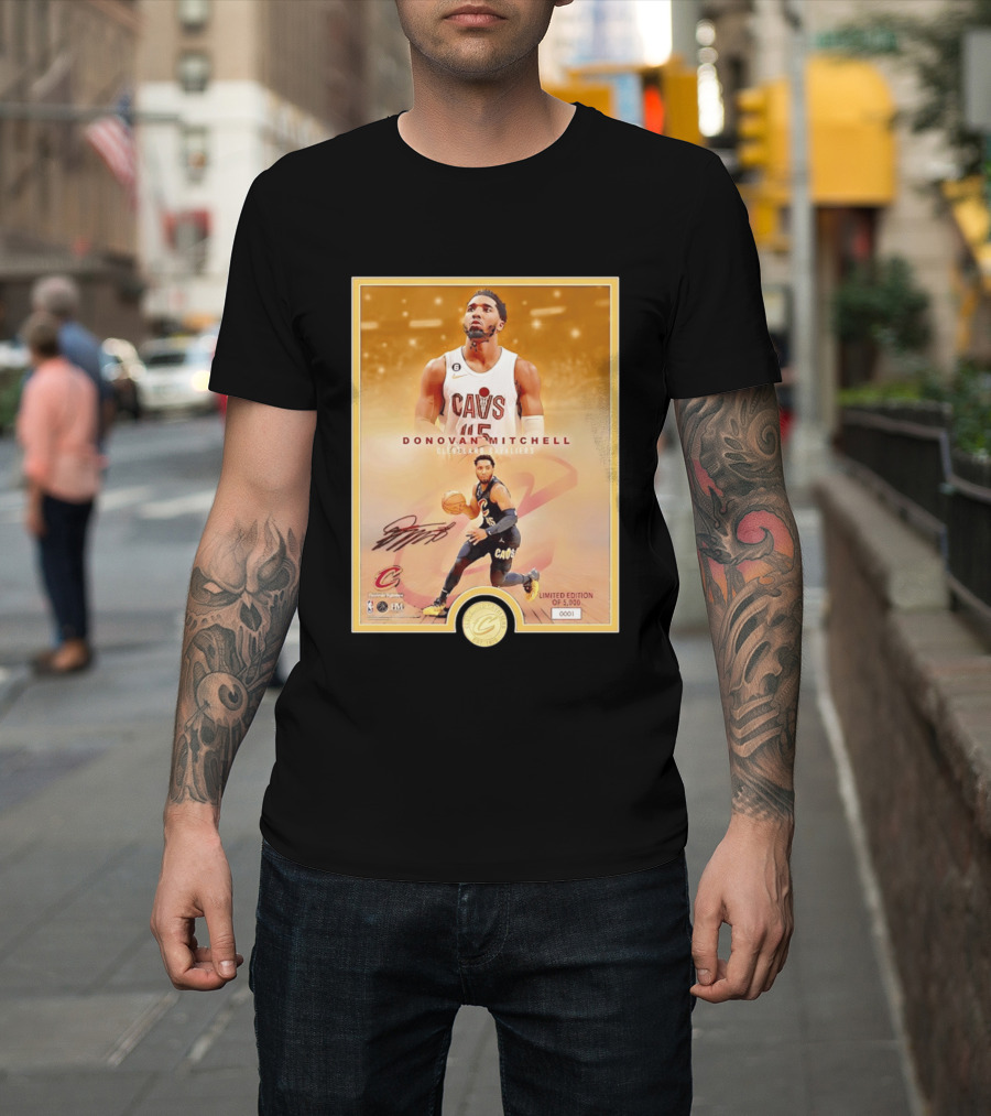 Donovan Mitchell Cleveland Cavaliers Limited Edition Bronze Coin Photo Mint T-Shirt