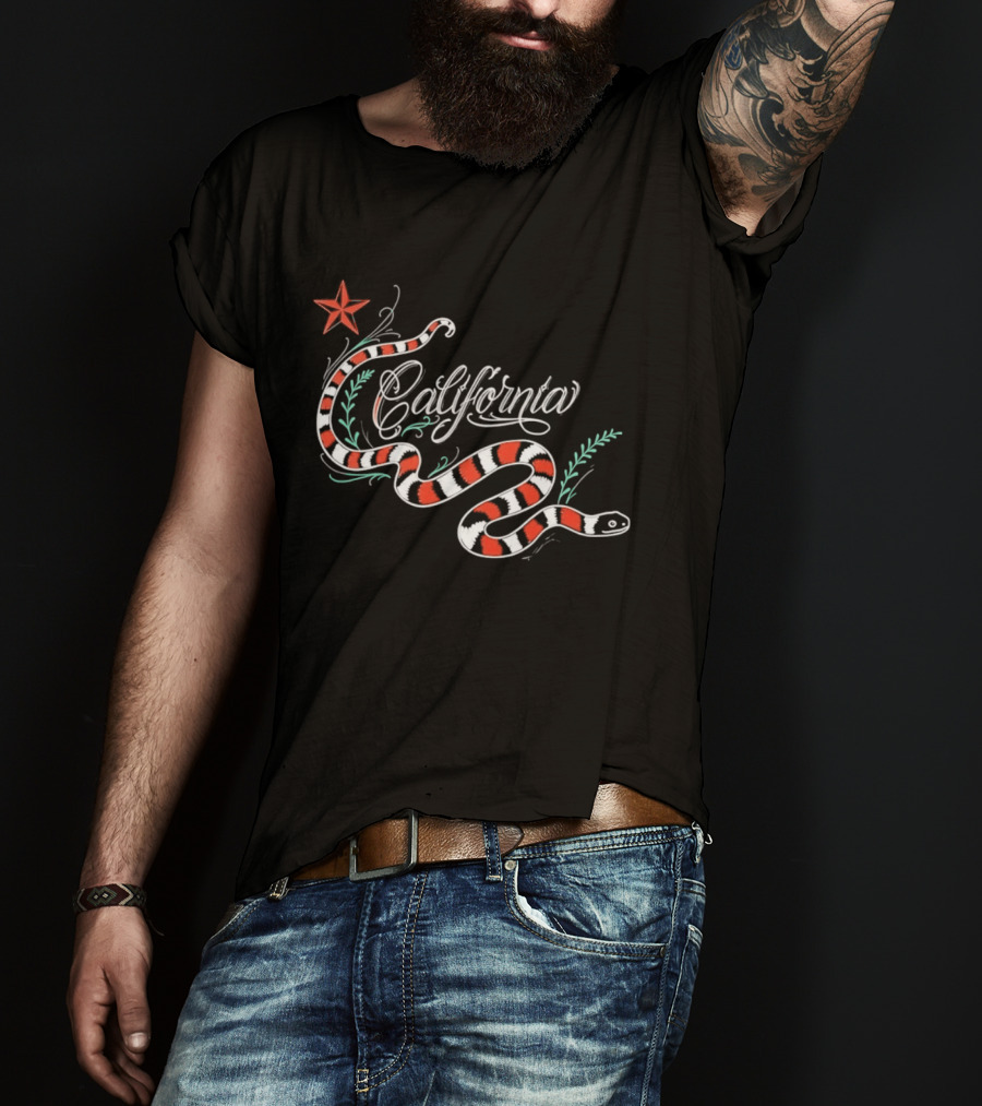 California King Snake Red Star Serpent T-Shirt