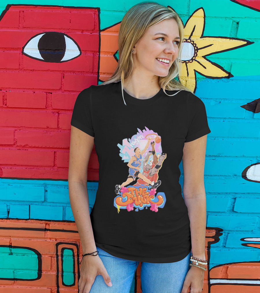 The Dunk New York Knicks Basketball Action Graffiti T-Shirt