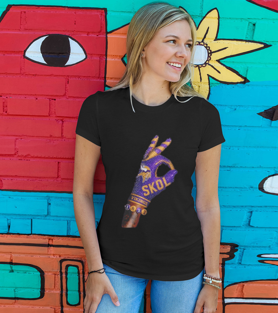 Minnesota Vikings Skol Isaiah Rodgers Iceman Glove T-Shirt