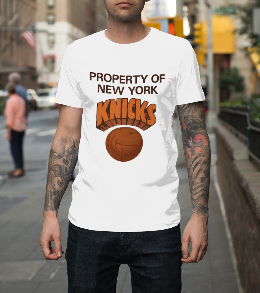 New York Knicks Basketball Property T-Shirt