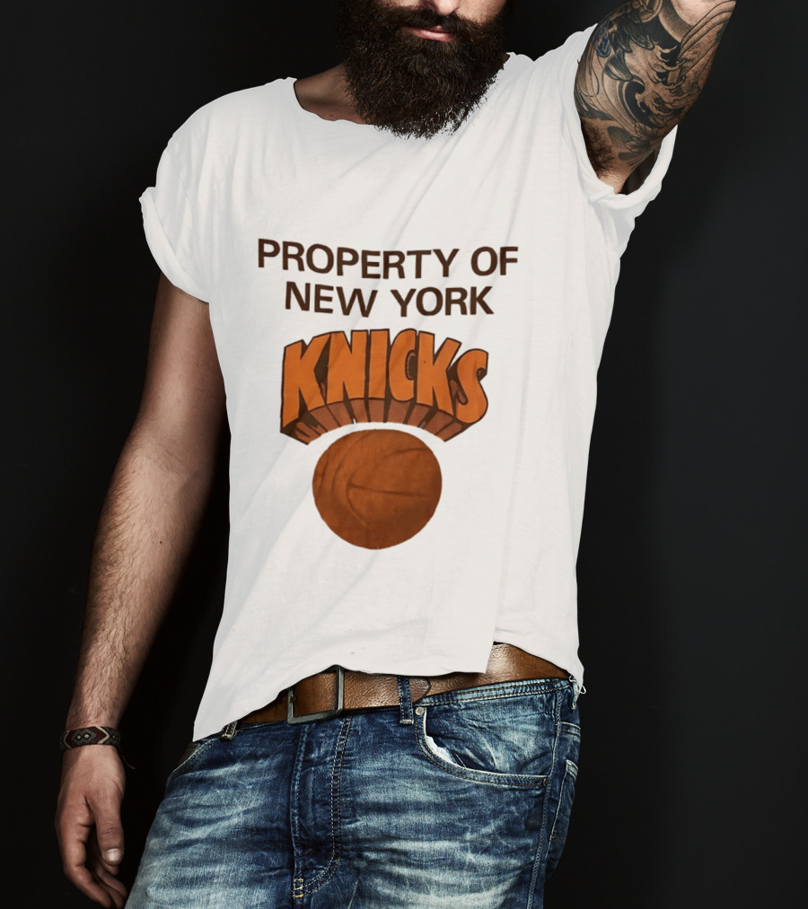 New York Knicks Basketball Property T-Shirt