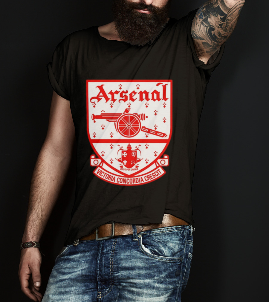 Arsenal FC Crest Deus Per Omnia Victoria Concordia Crescit T-Shirt