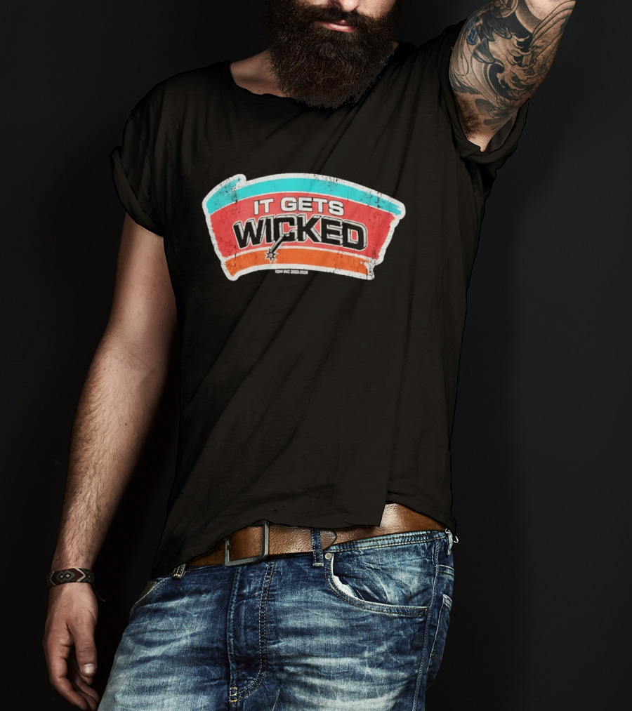It Gets Wicked Spurs Fiesta Distressed Retro Vintage 2023 T-Shirt