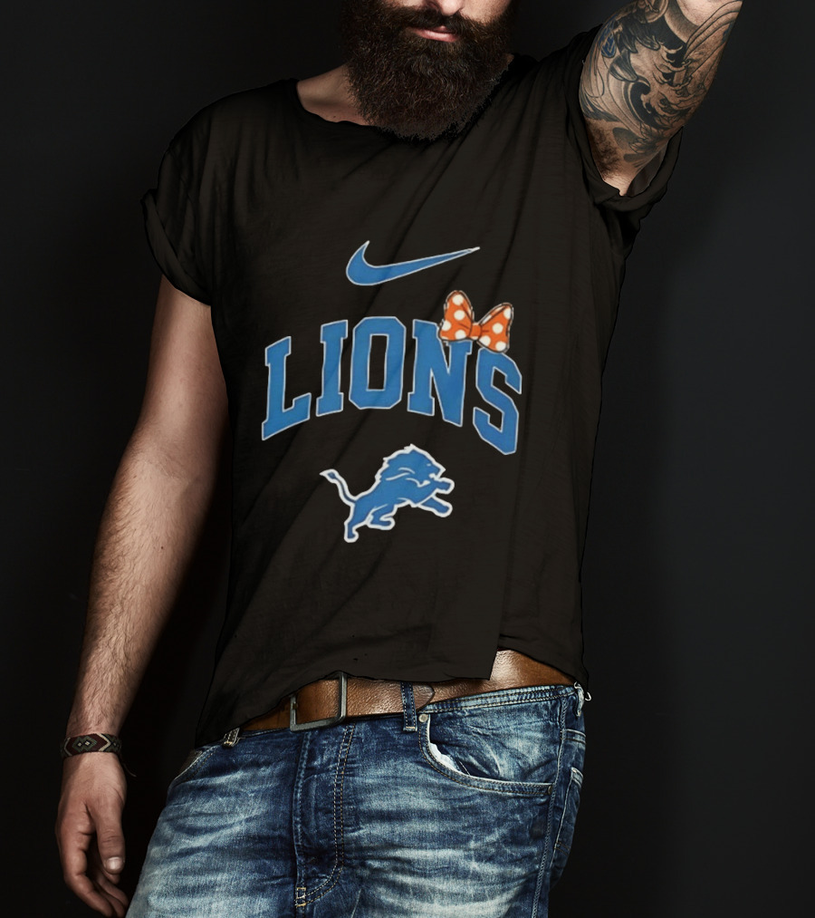Detroit Lions Boo To You Fa Boo Lous Rugby Sports Team Halloween Bow T-Shirt
