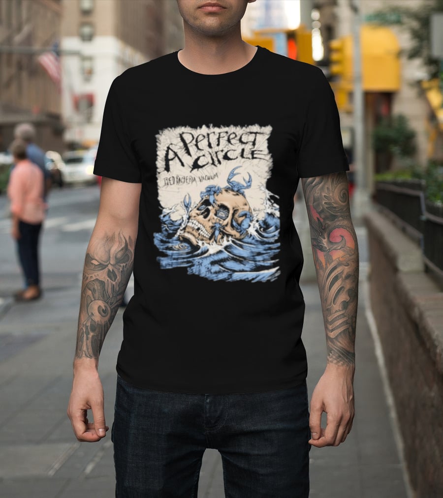 A Perfect Circle Skull Red Bacteria Vacuum Oceanic T-Shirt