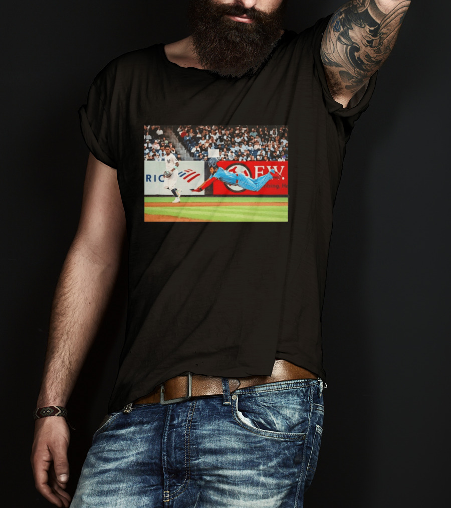 Vladimir Guerrero Jr Toronto Blue Jays Dive Action Baseball T-Shirt