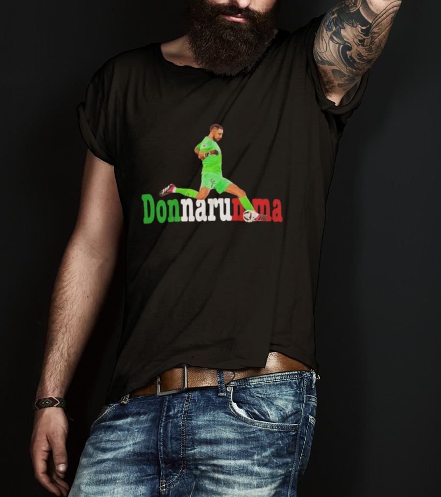 Donnarumma Italian Goalkeeper Action Pose Football Soccer T-Shirt