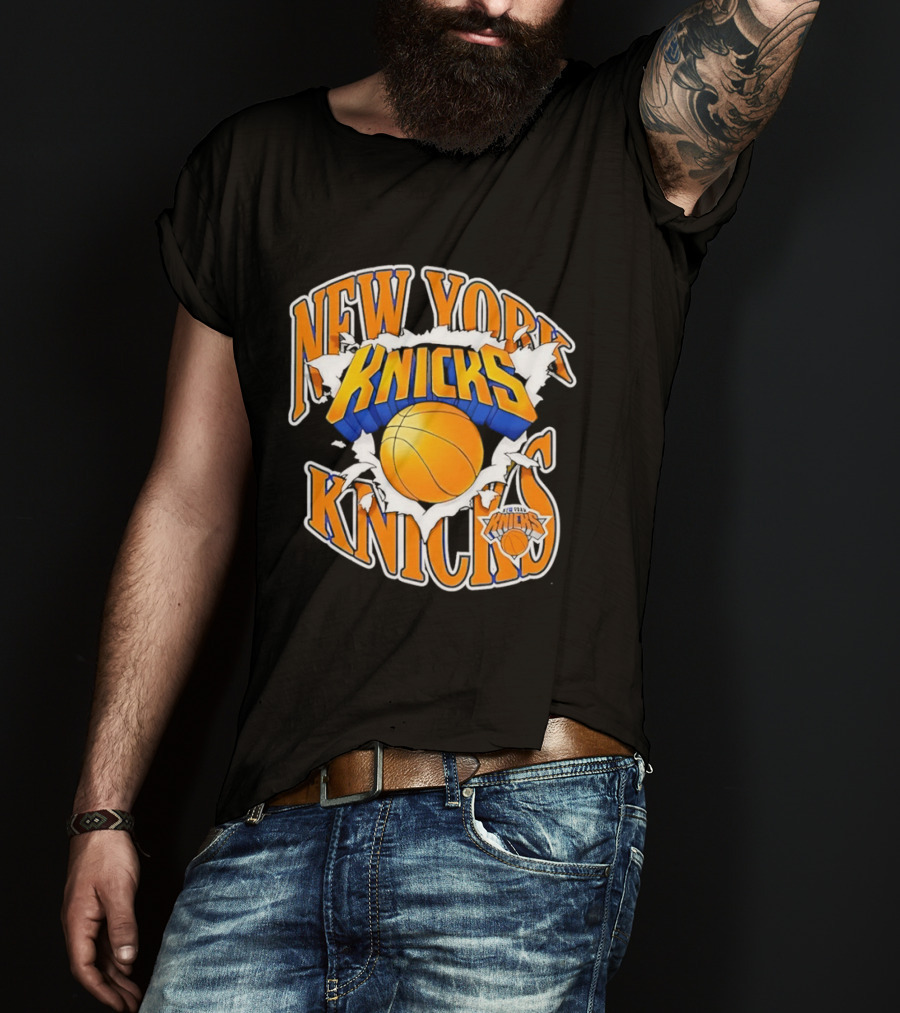 New York Knicks Bursting Basketball Knicks T-Shirt