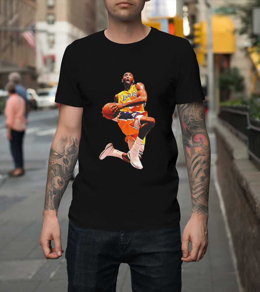 Kobe Bryant Los Angeles Lakers 24 NBA Dunk Pose Iconic Basketball Legend T-Shirt